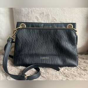 Calvin Klein Crossbody/Shoulder Bag